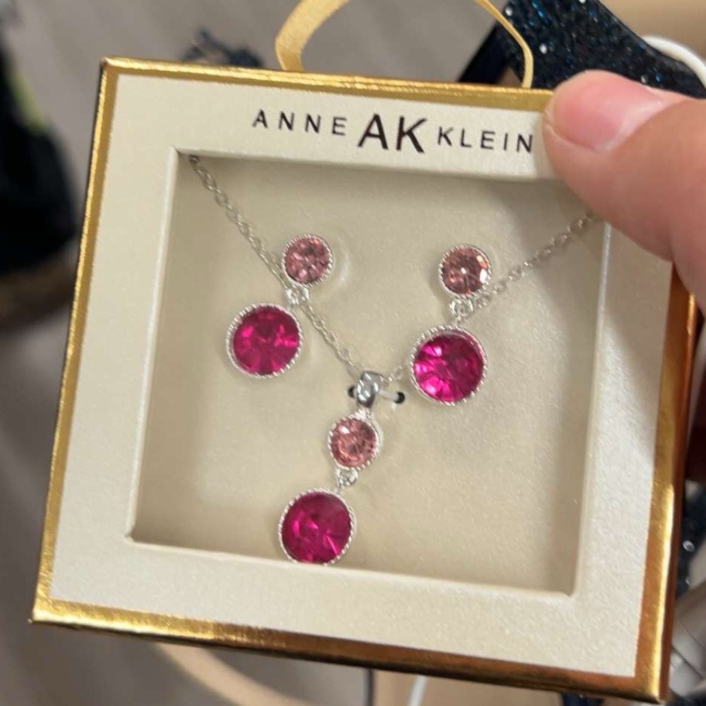 un-worn, pink, dangly, earrings and necklace